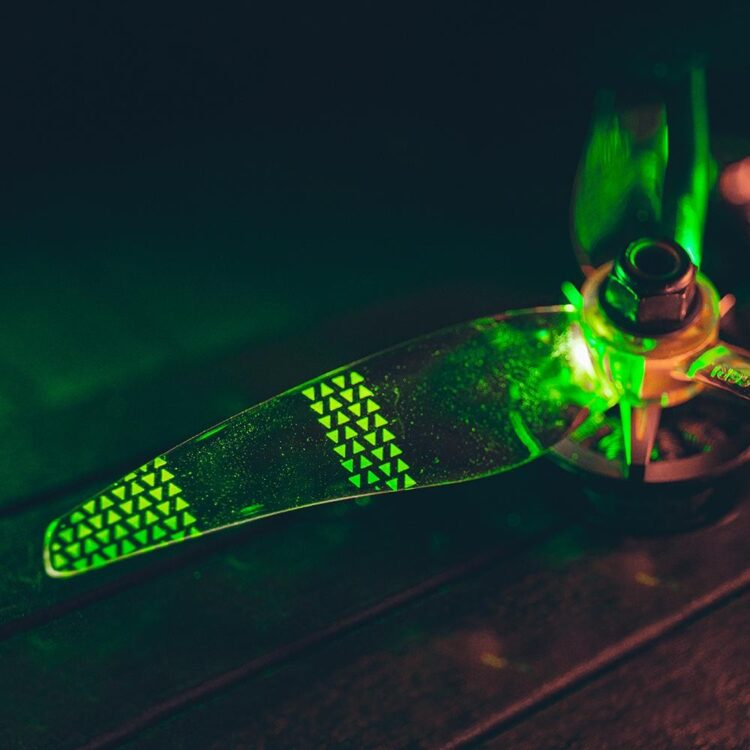 Gemfan Moonlight 51466 3-Blade LED Propeller (Set of 4) - Image 6
