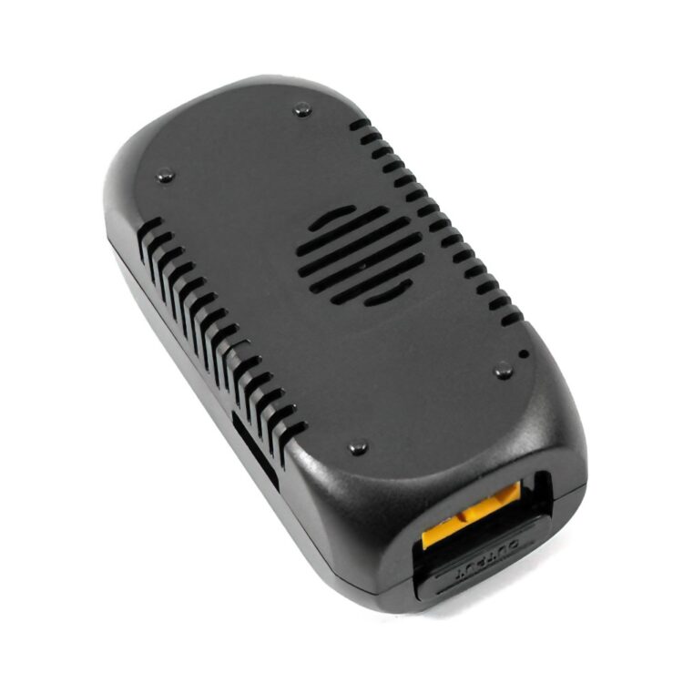 ToolkitRC M4 Pocket 80W 5A 1-4S Compact Balance Charger w/ Built-In USB-C Input/Output - Image 3